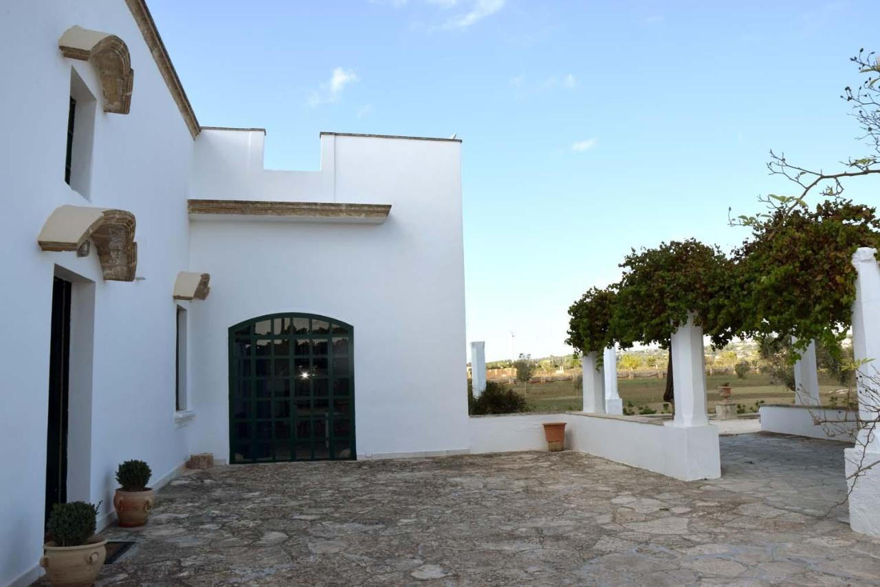 La Giara House ,Near Gallipoli Алецио Экстерьер фото